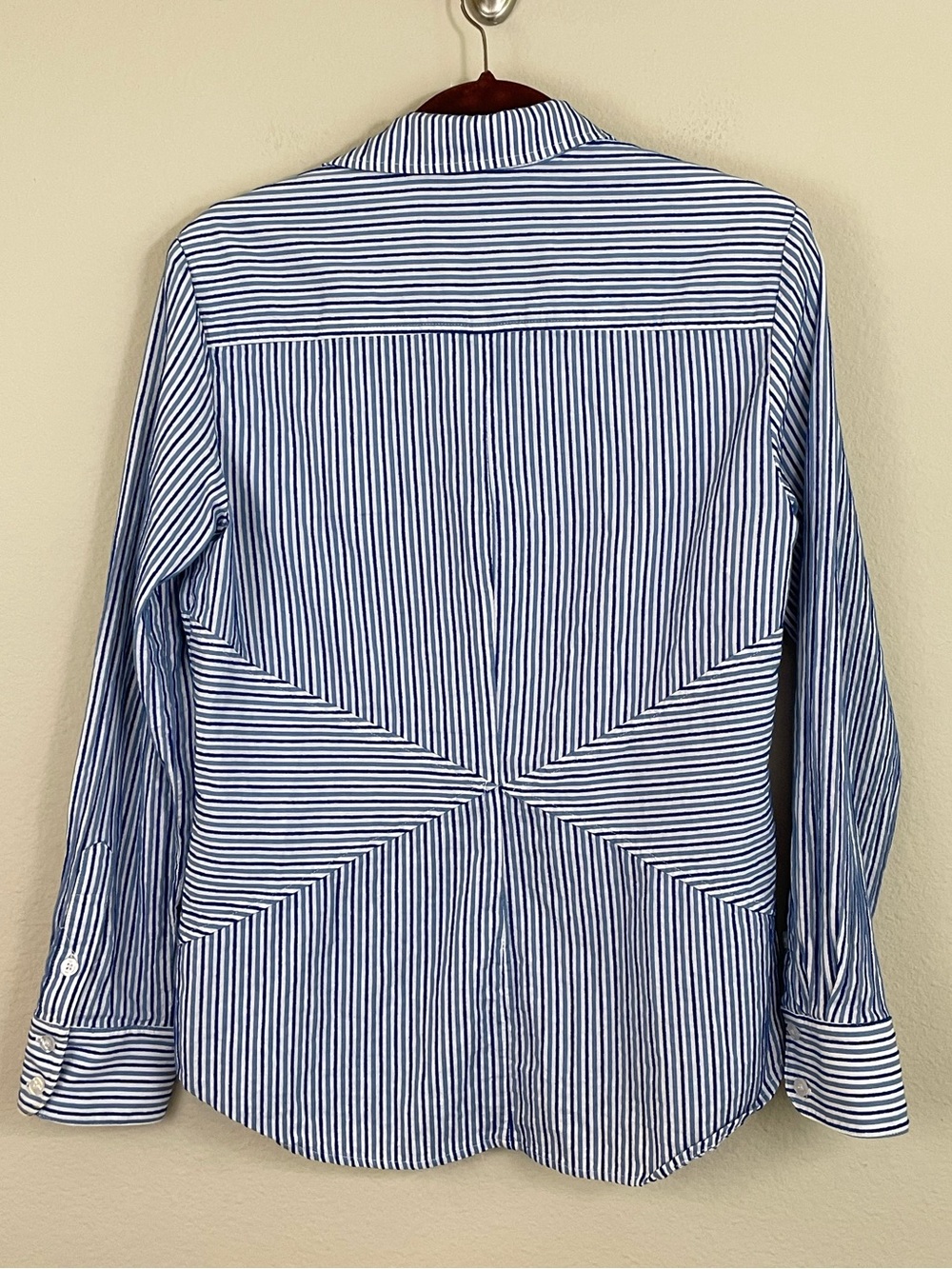 Finley Blue & White Textured Striped Collared Button Up Shirt Size Medium - Picture 7 of 8